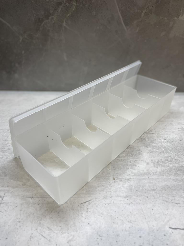 Органайзер для мелочей с ячейками и крышкой