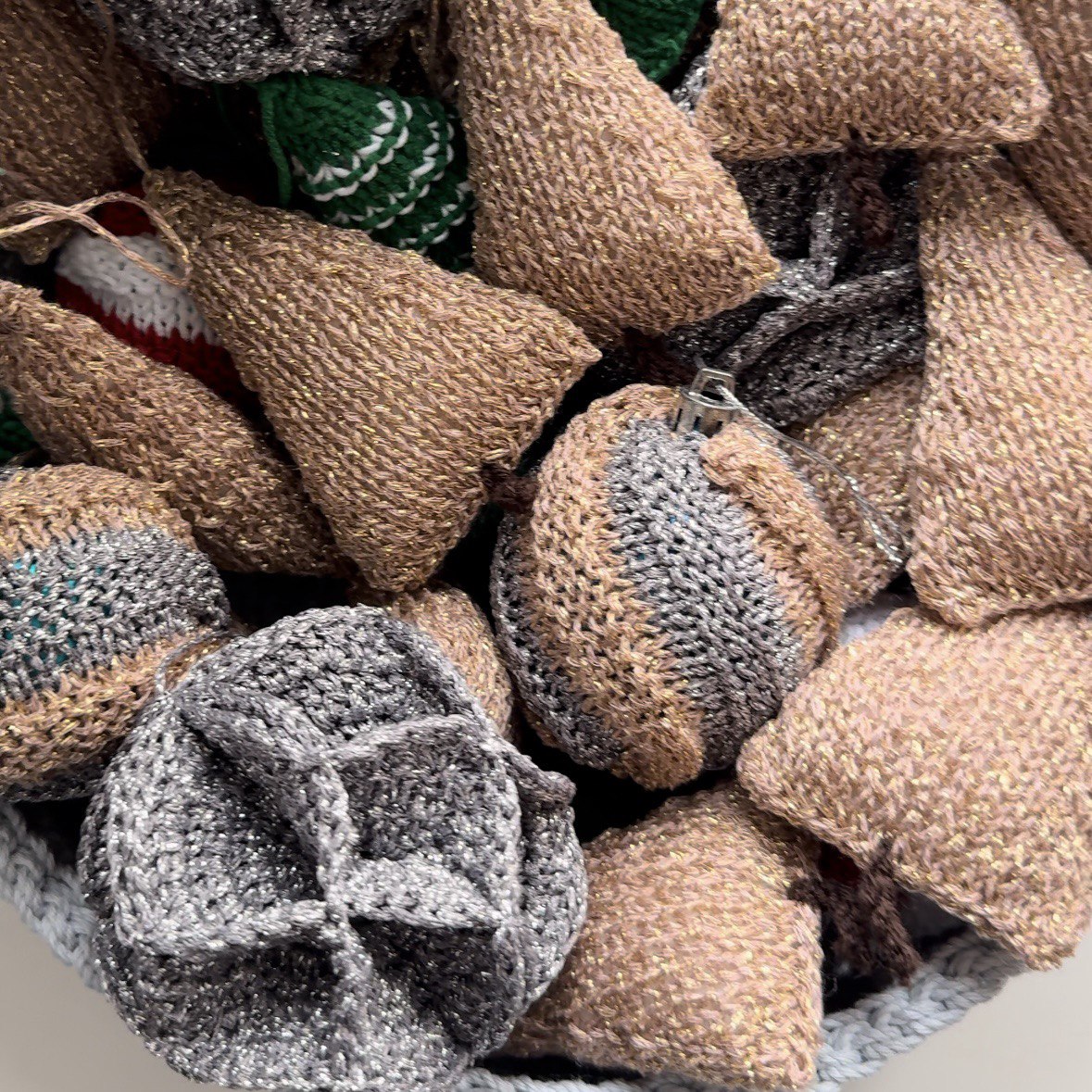 Новогодние игрушки