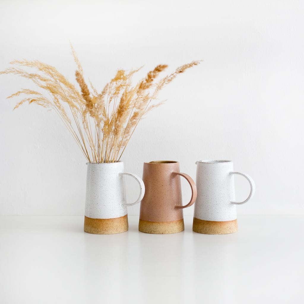 Кувшин интерьерный