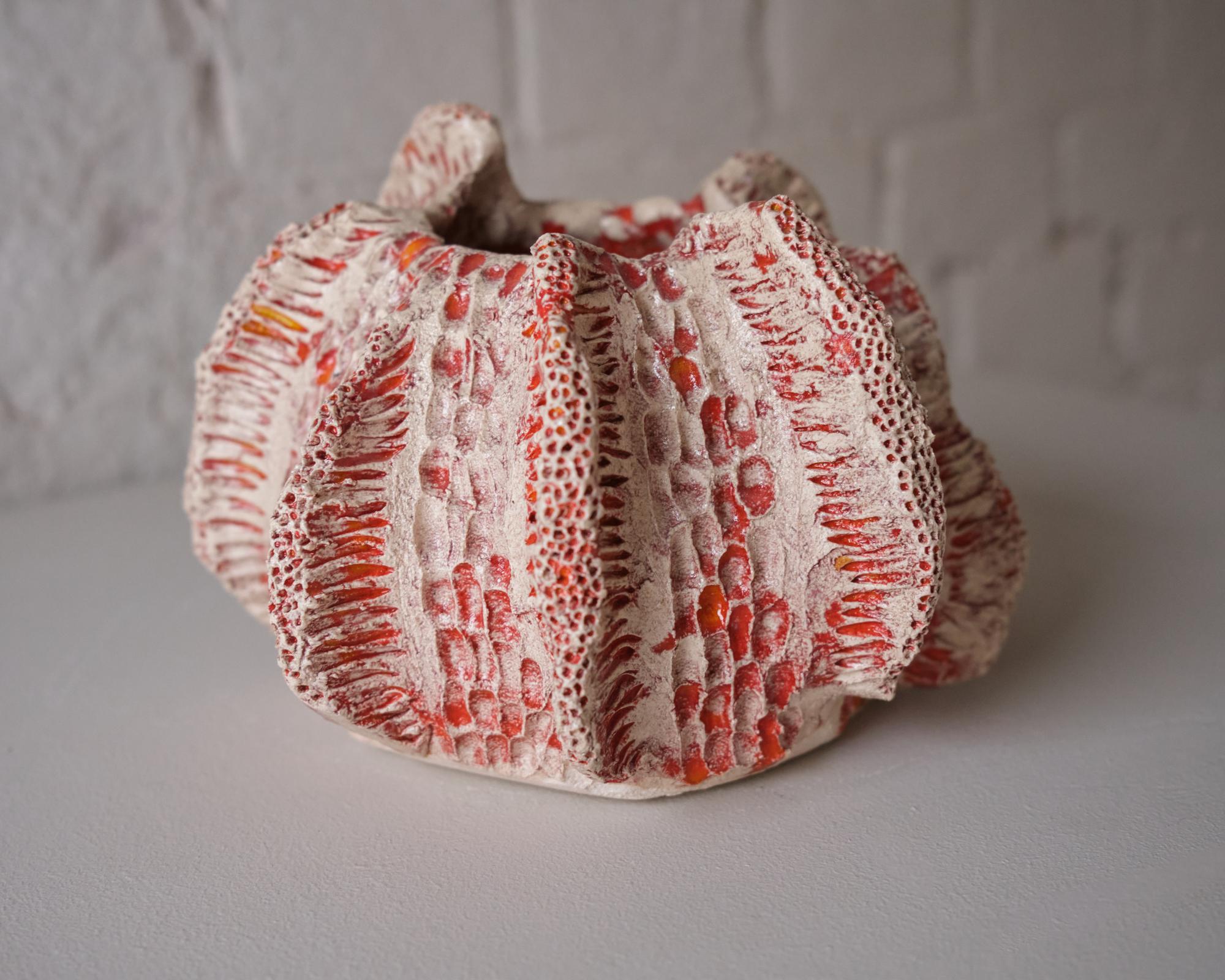 Декоративная ваза