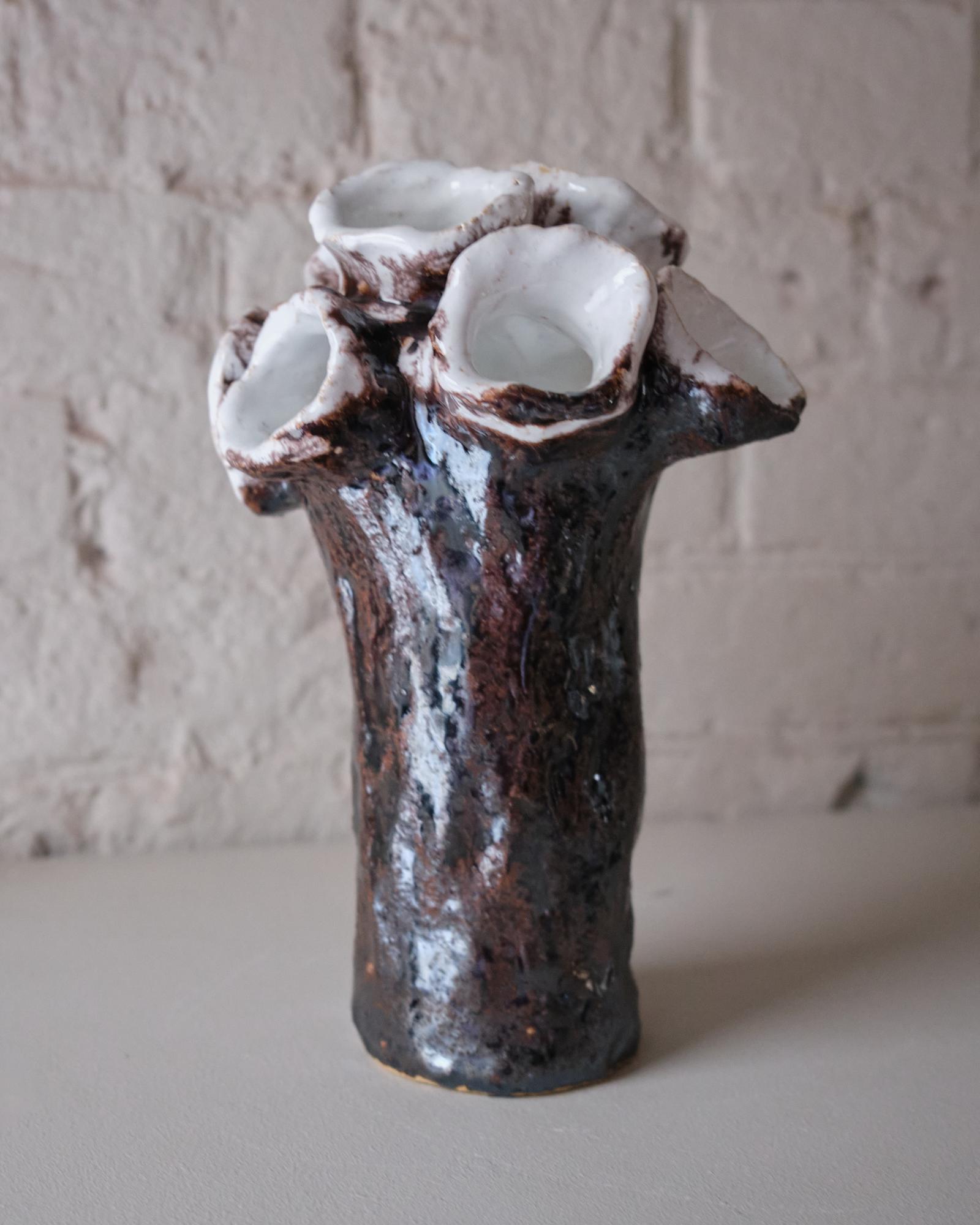 Декоративная ваза