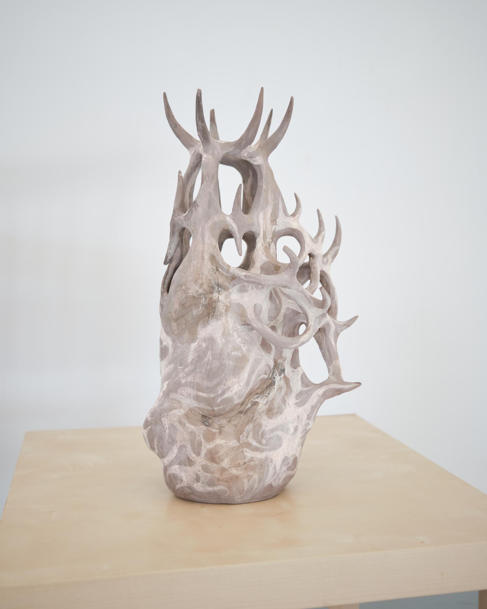 Скульптура Соня Чудомище