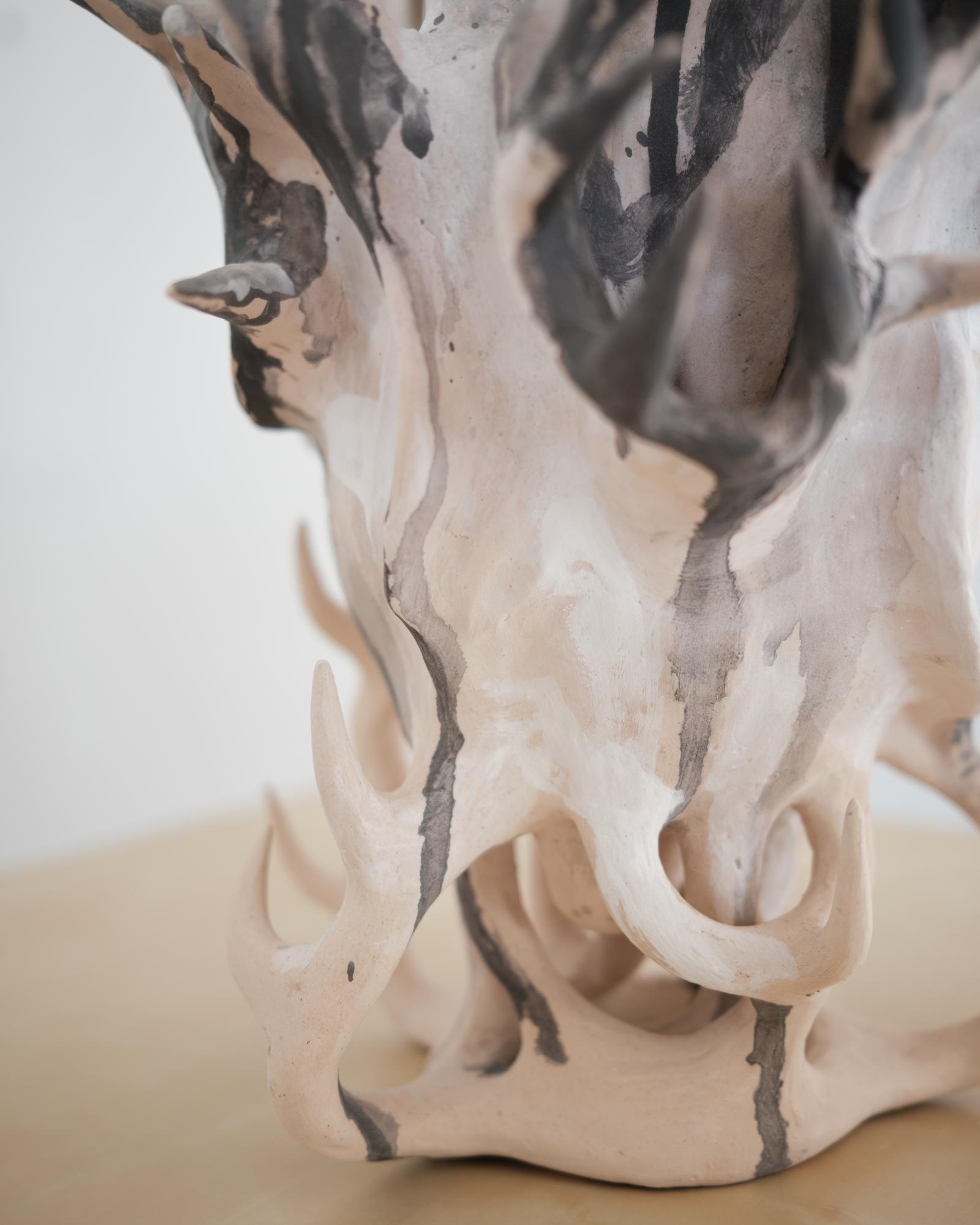 Скульптура Соня Чудомище