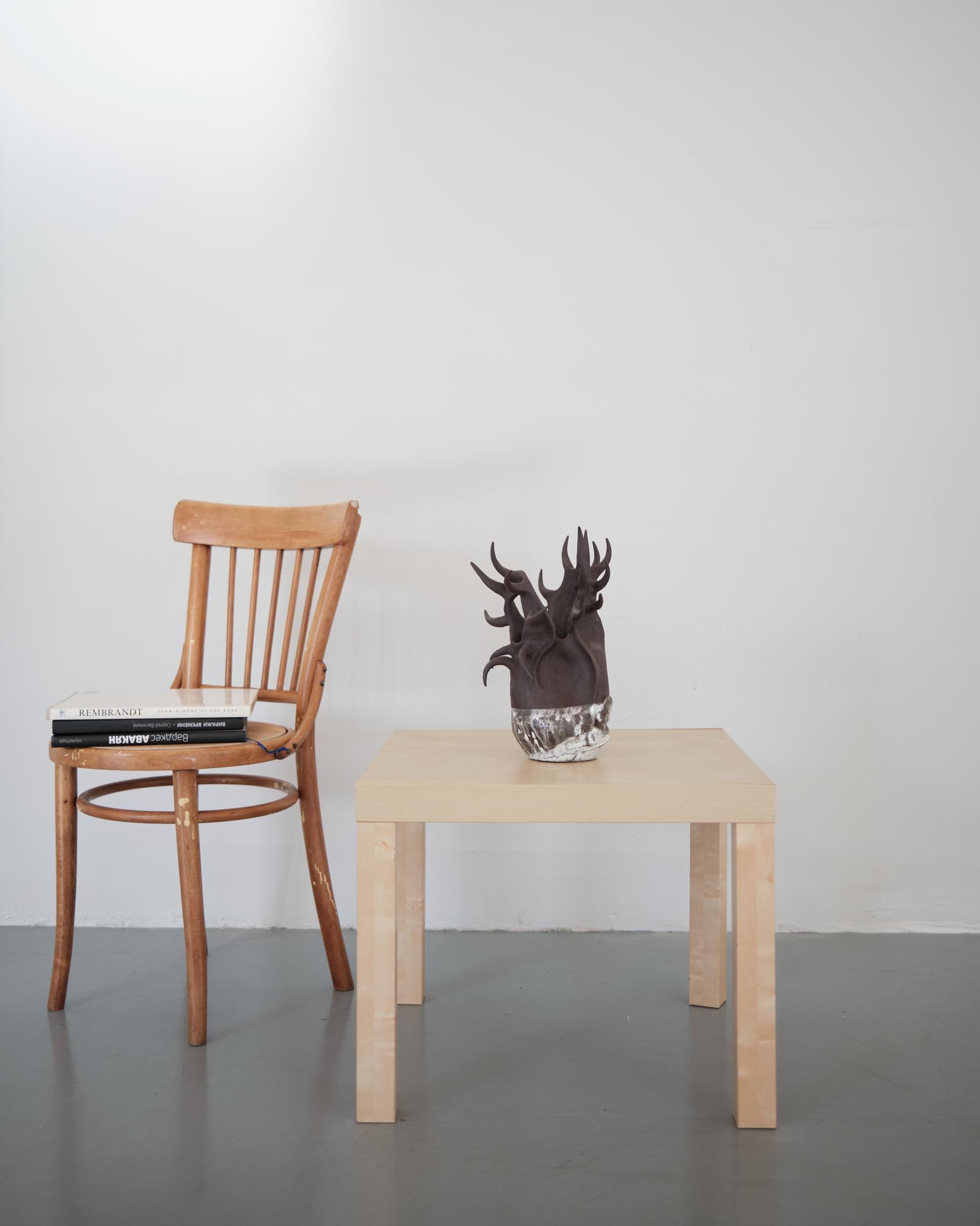 Скульптура Соня Чудомище