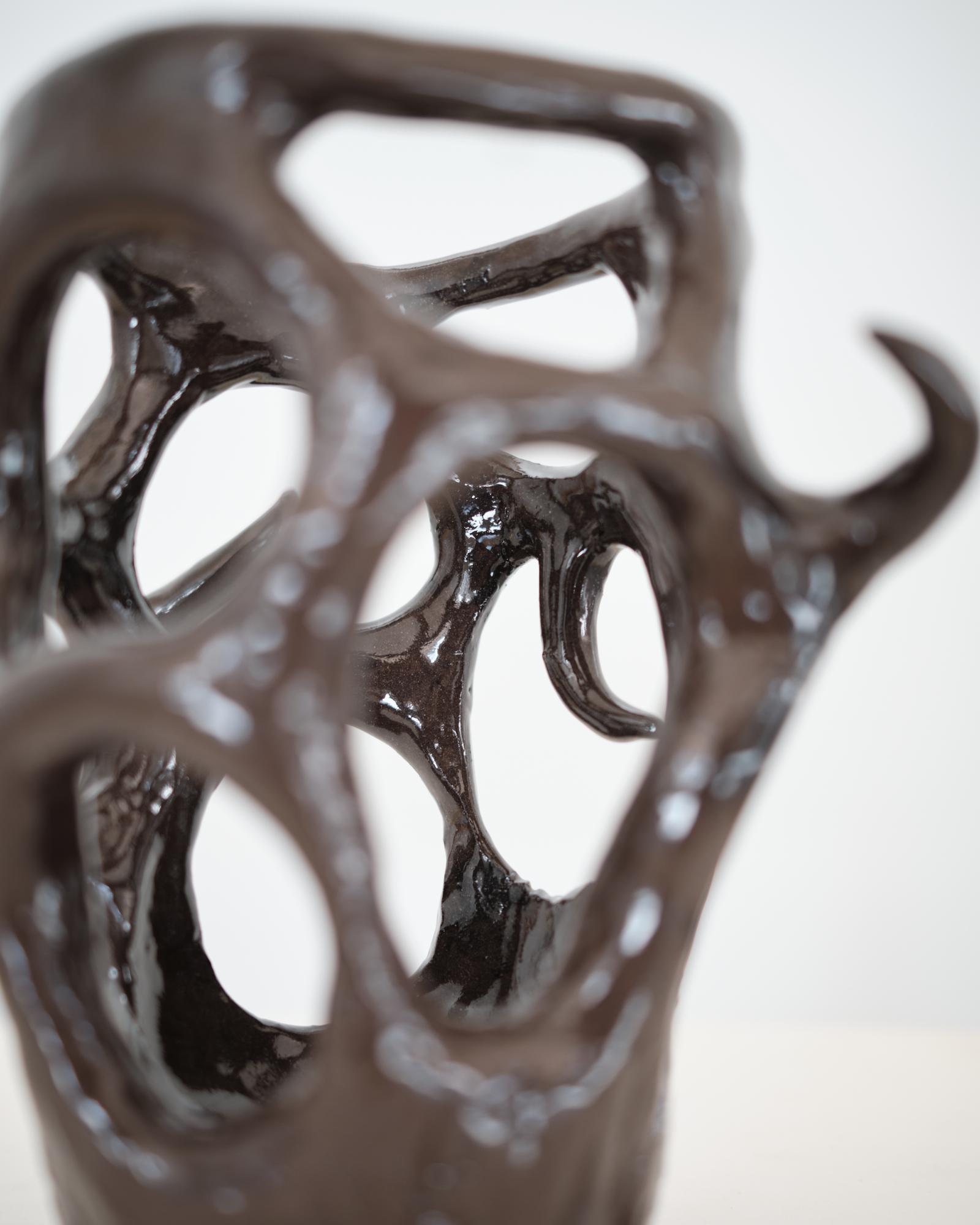 Скульптура Соня Чудомище