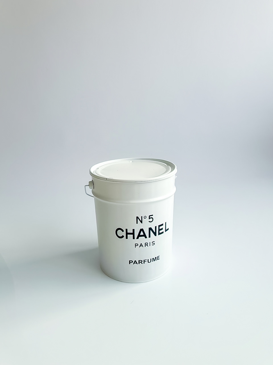 Бочка Микки и Шанель