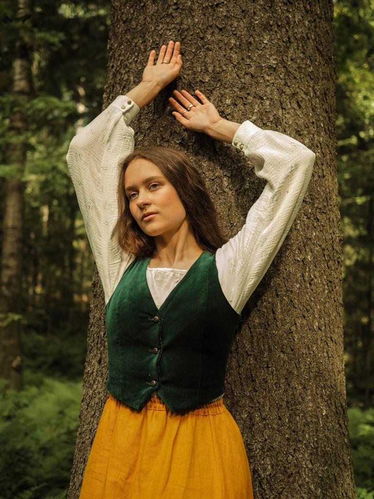 Жилетка «Шир» – изумрудный бархат