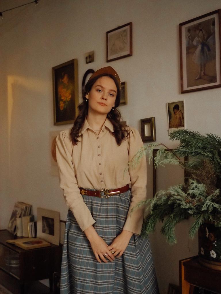 Блузка «Зеленые крыши» – бежевая крапива