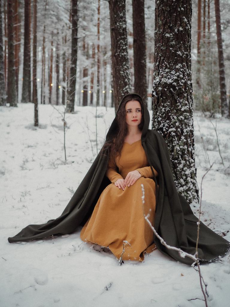 Плащ "Приключение" из сукна цвета "мох"