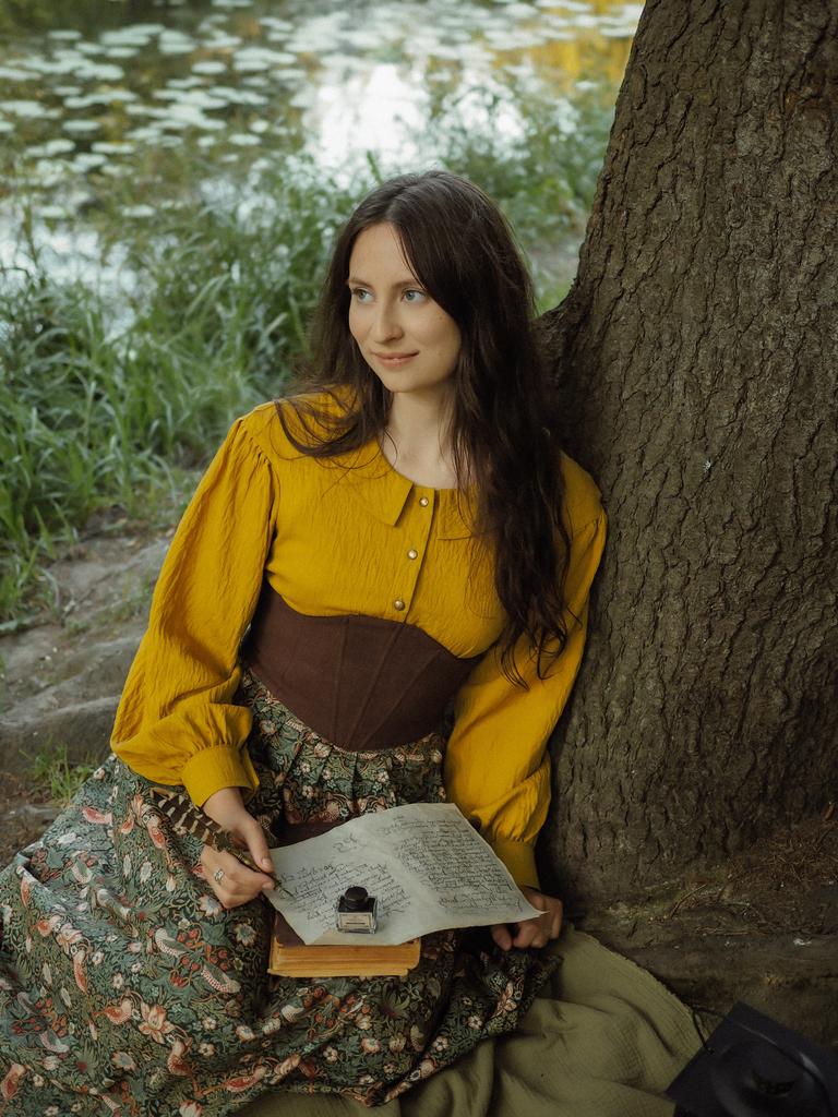 Корсетный пояс  "Лориэн" из шоколадной крапивы