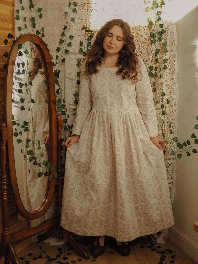 Платье с завязками из фланели грация на молочном