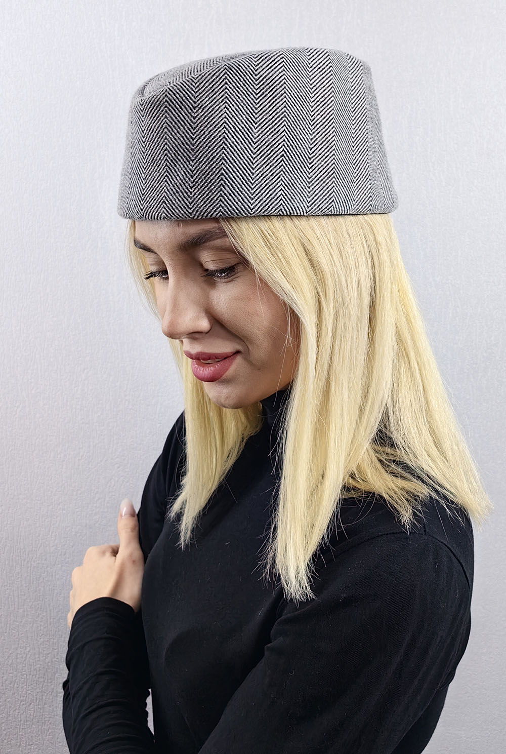 Пилотка  из полушерсти