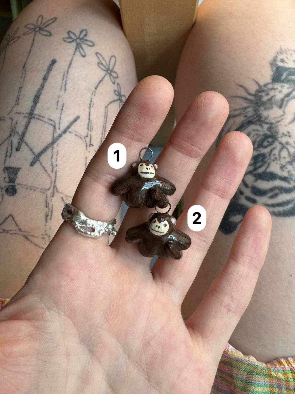 подвески тёмно-коричневые обезьянки без трусов