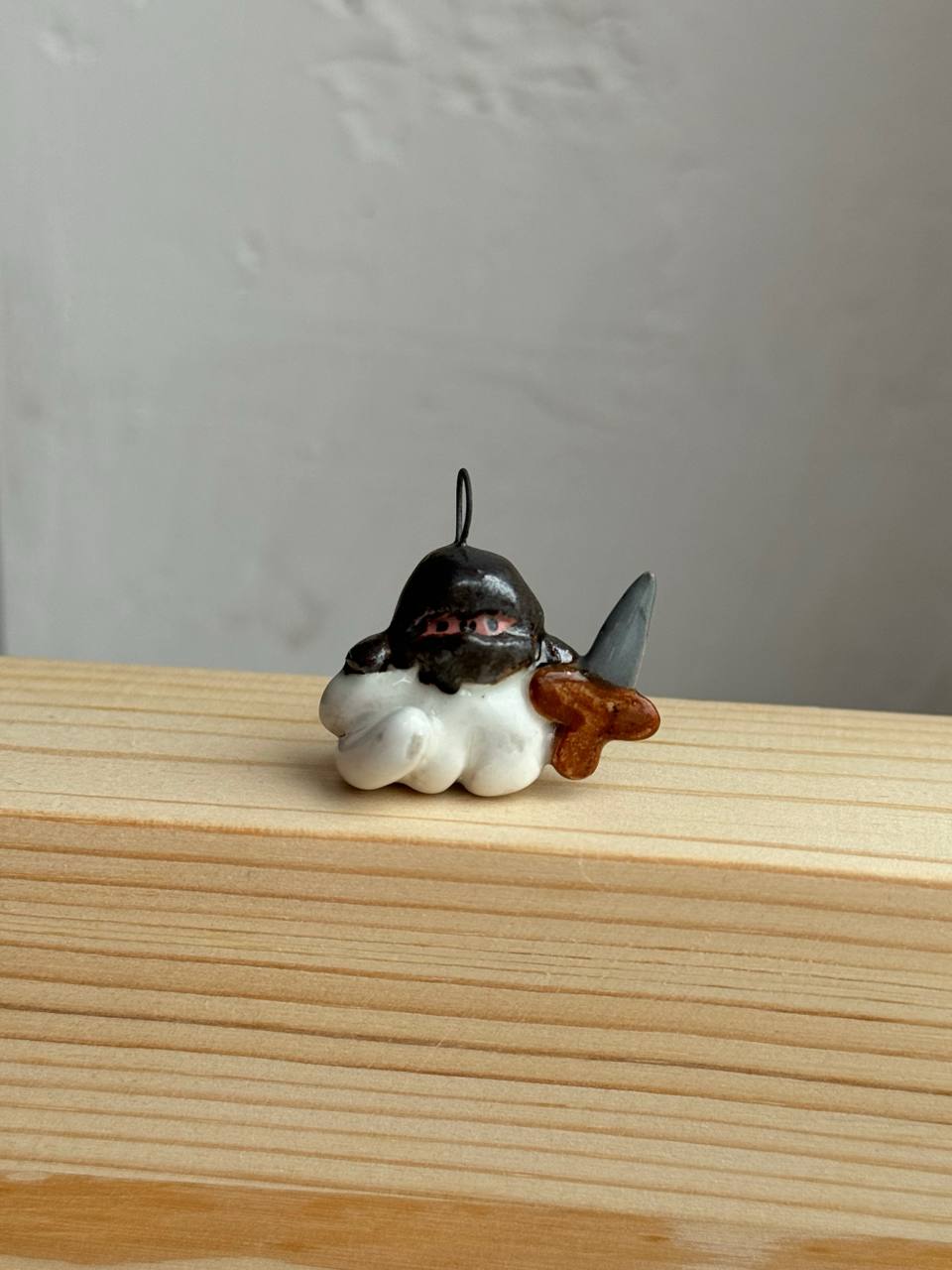 подвеска зверь-рыцарь белый 4