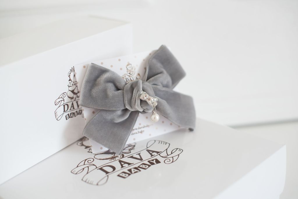 Заколка серая “Silver bear”