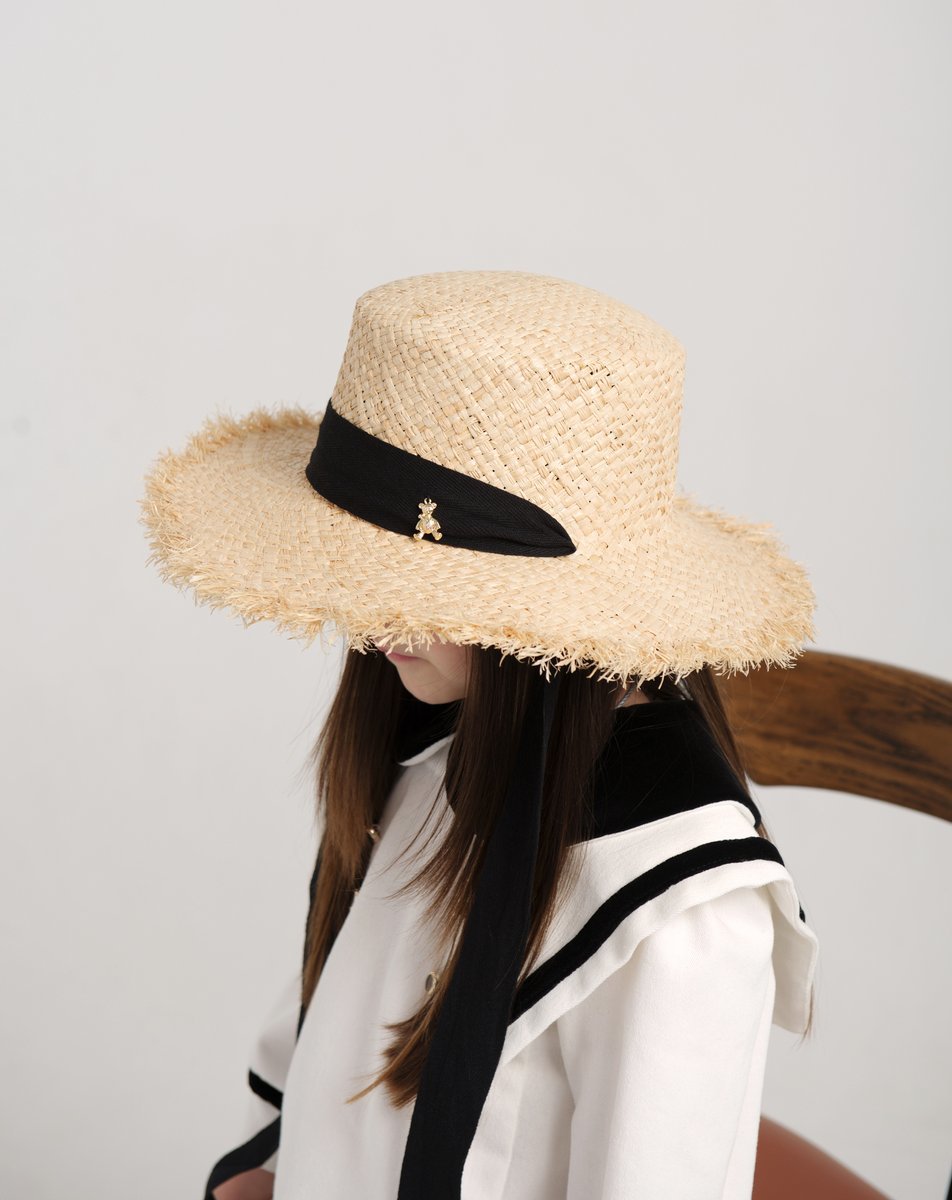 Шляпа соломенная с широкими полями, цвет: черный