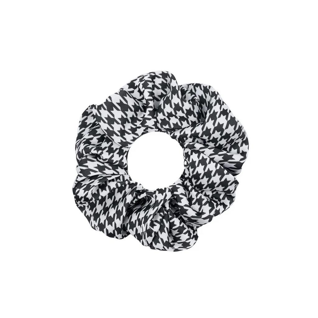 Скранч-резинка шелковая "Scotland Darli" цвет: черный