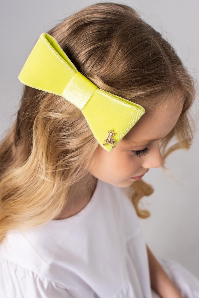 Бант на заколке "Betty/Bear”бархатный, цвет: лайм