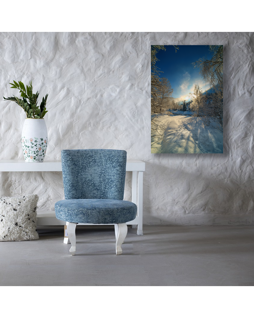 Под голубыми небесами великолепными коврами