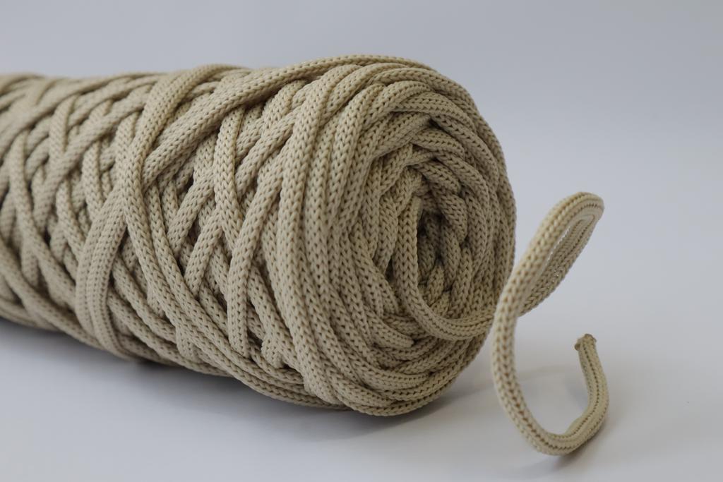 Полиэфирный шнур 3 мм Крем-брюле (обычный, лайт)