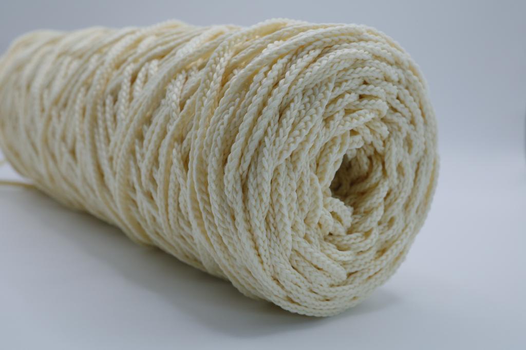 Полиэфирный шнур 2 мм Молочный