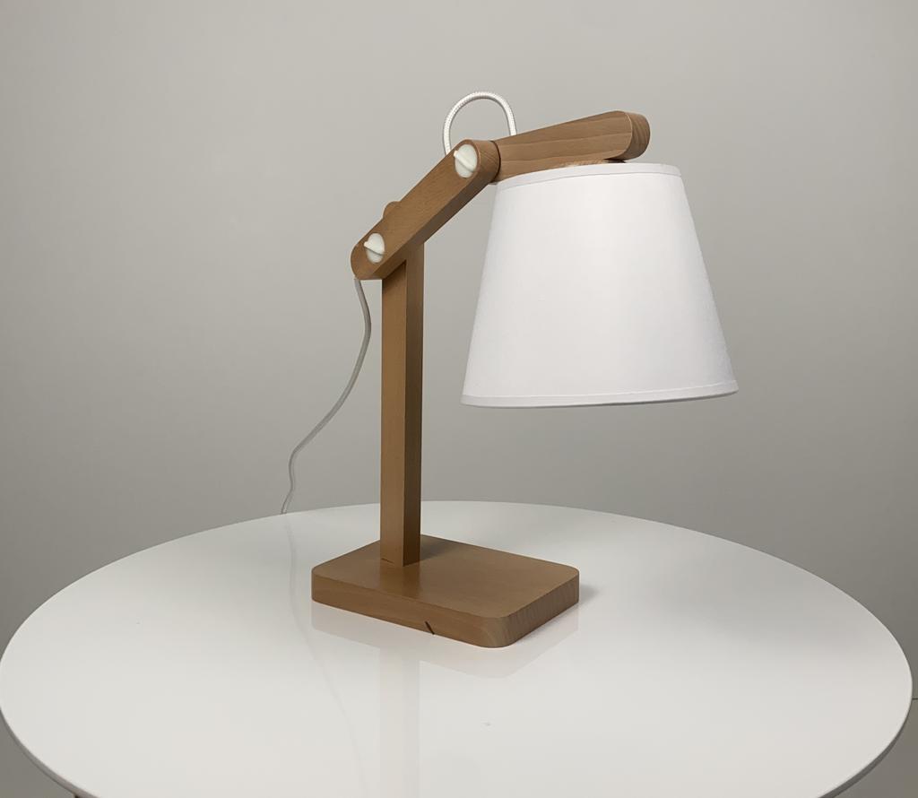 Настольная лампа деревянная нога