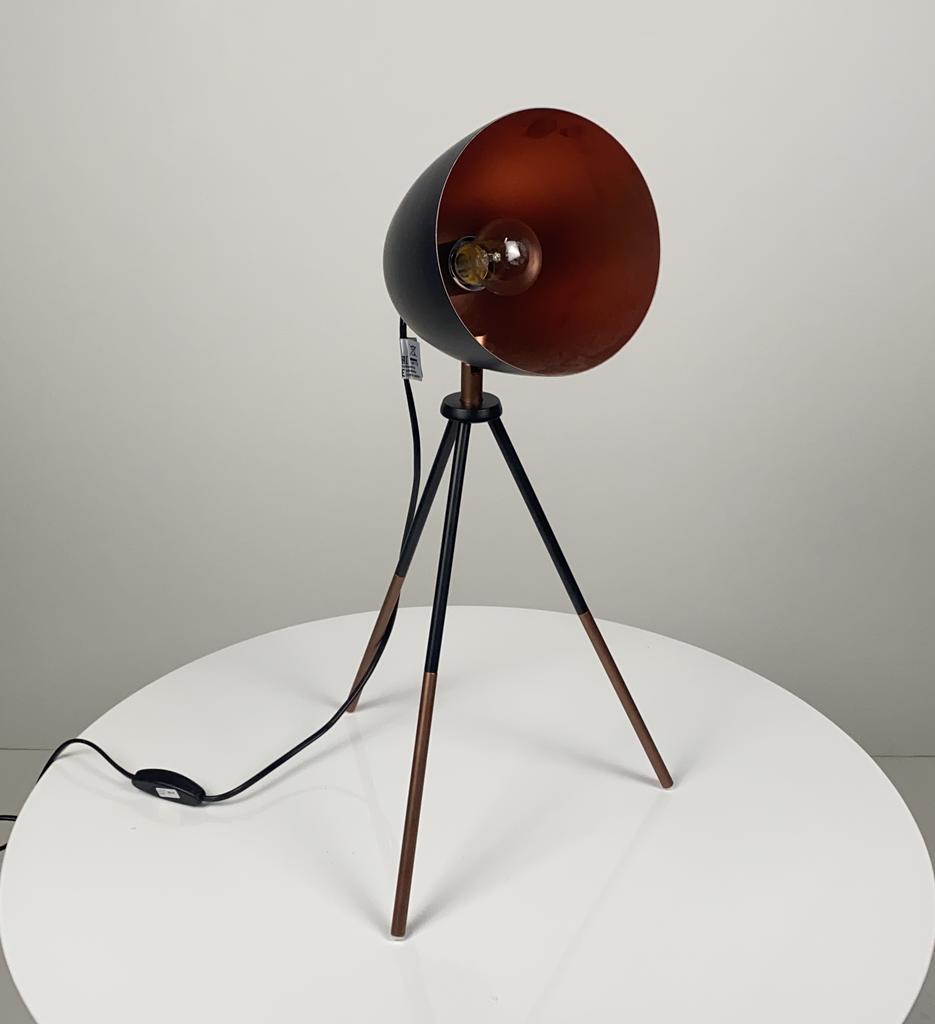 Настольная лампа лофт тренога