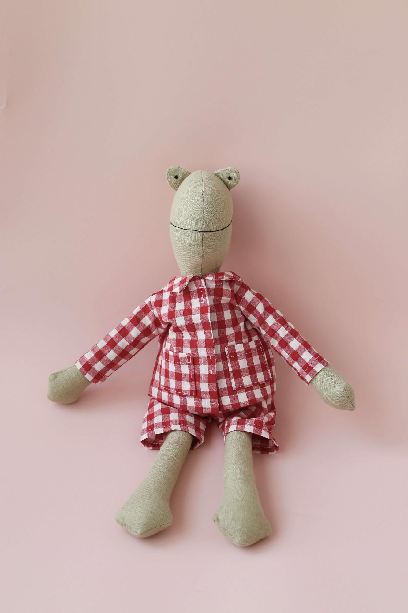 ЛЯГУШОНОК ВОЛОДЯ в новогодней пижаме в клетку