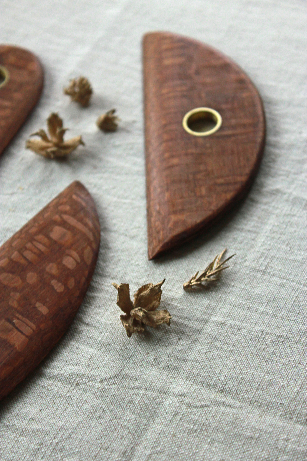 Инкрустация бронзой