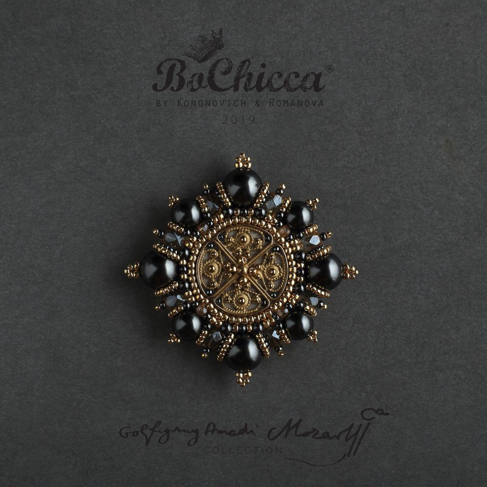 брошь Sancta Maria