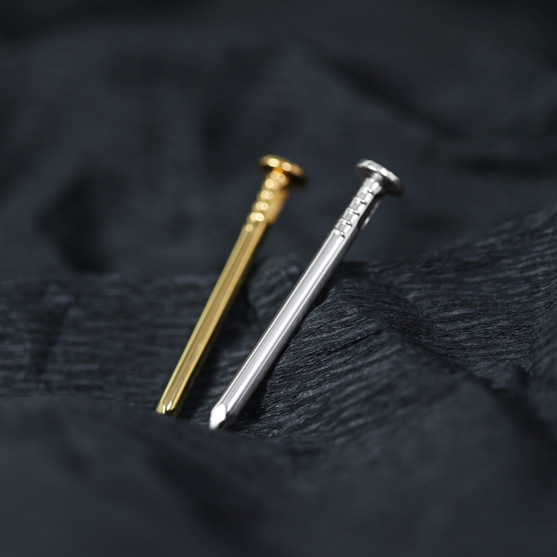 Кулон "Гвоздь" в позолоте