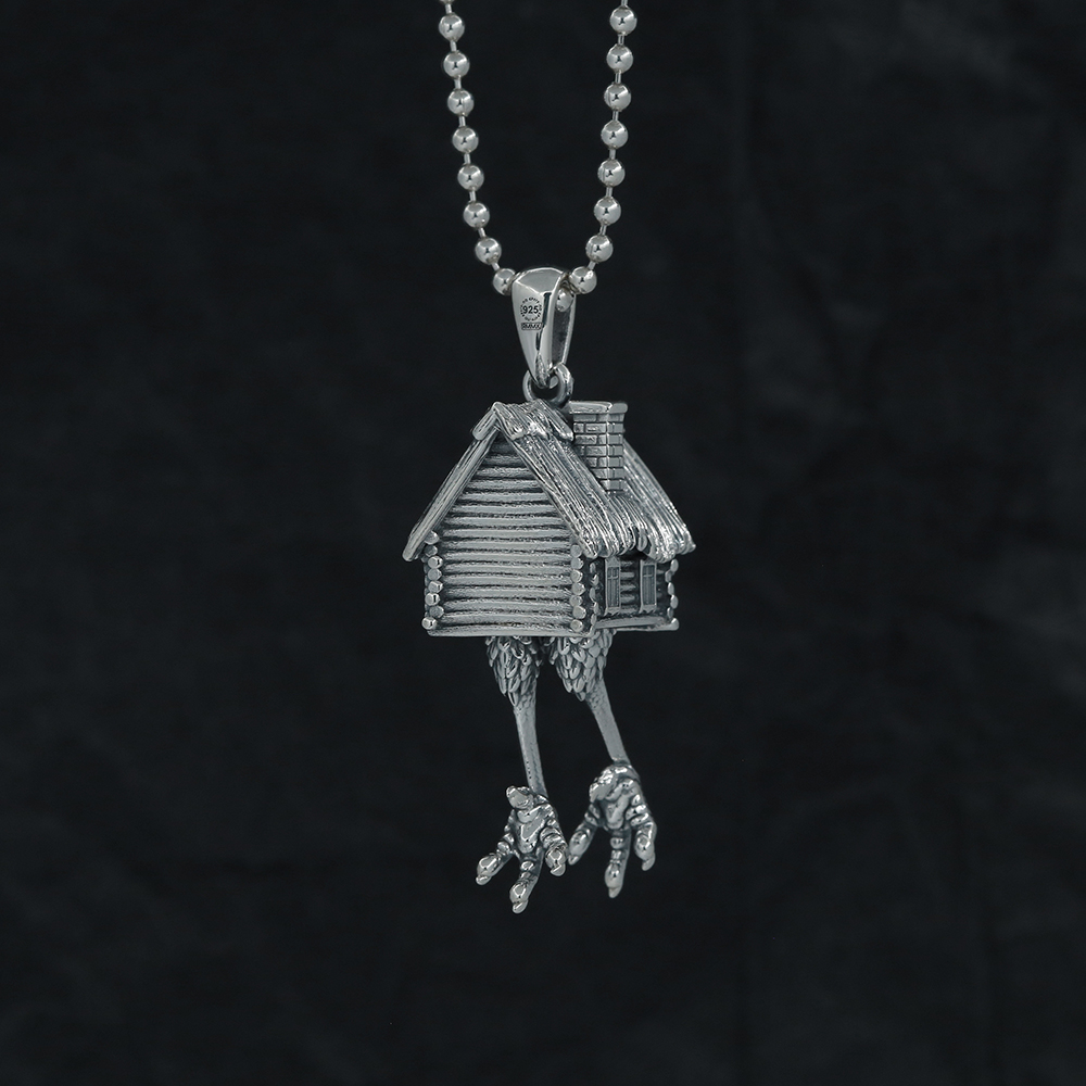 Серебряный кулон "Избушка на курьих ножках"