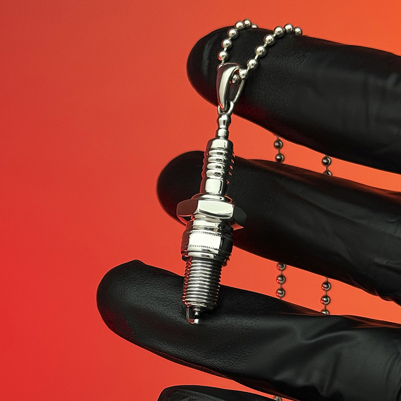 Кулон "Свеча зажигания" без гравировки