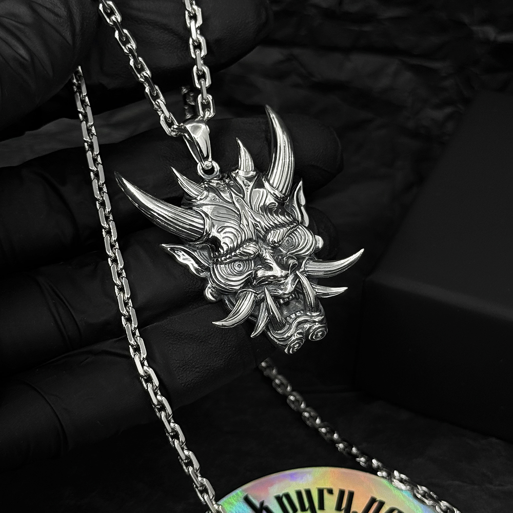 Кулон "Японская маска Они"