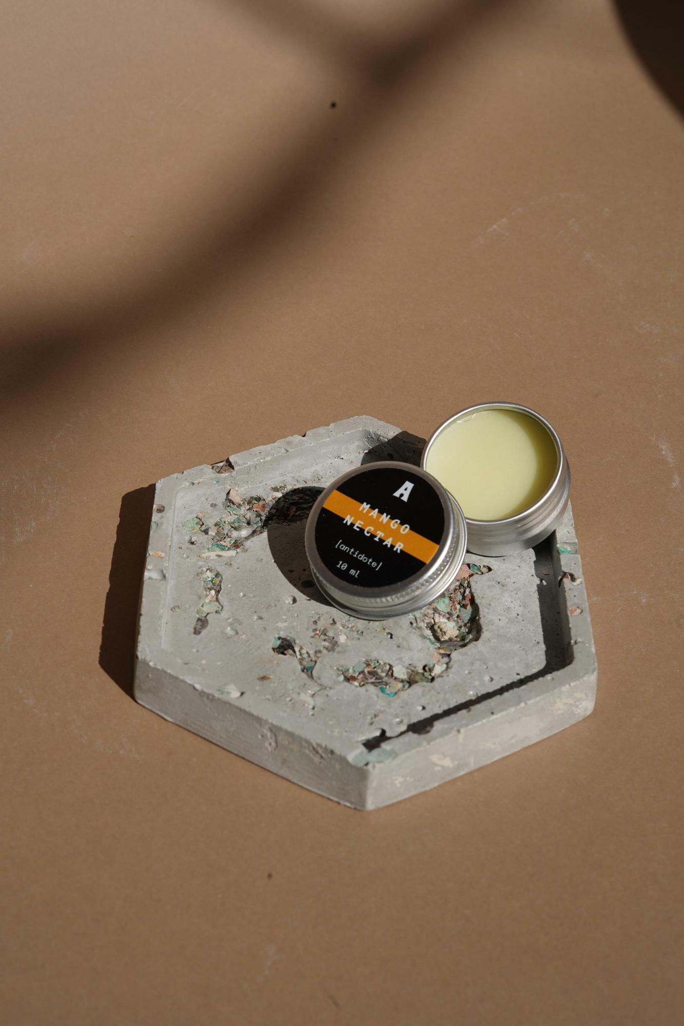 Твердые духи MANGO NECTAR