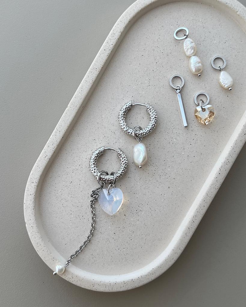 Серьги-основа + набор съёмных подвесок / фактурная + moon and cream heart