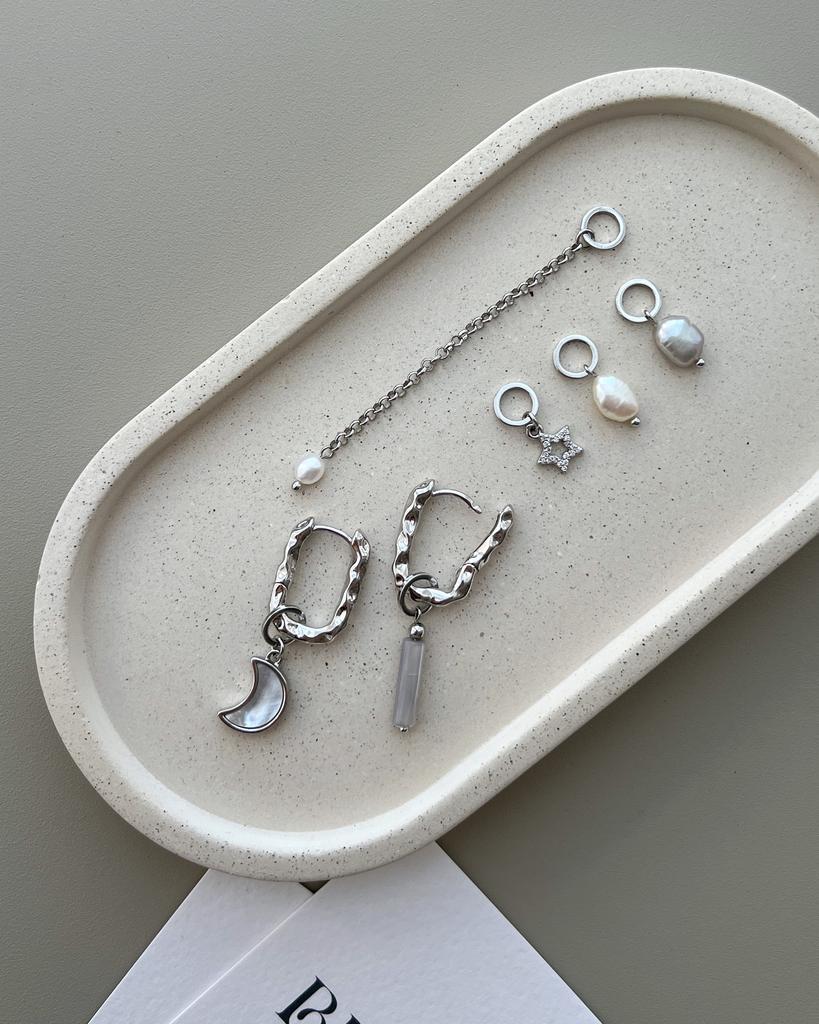 Серьги-основа + набор съёмных подвесок / прямоугольная + месяц и жемчуг