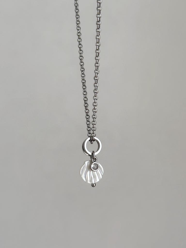 Тонкая цепочка со съёмными подвесками / ракушка