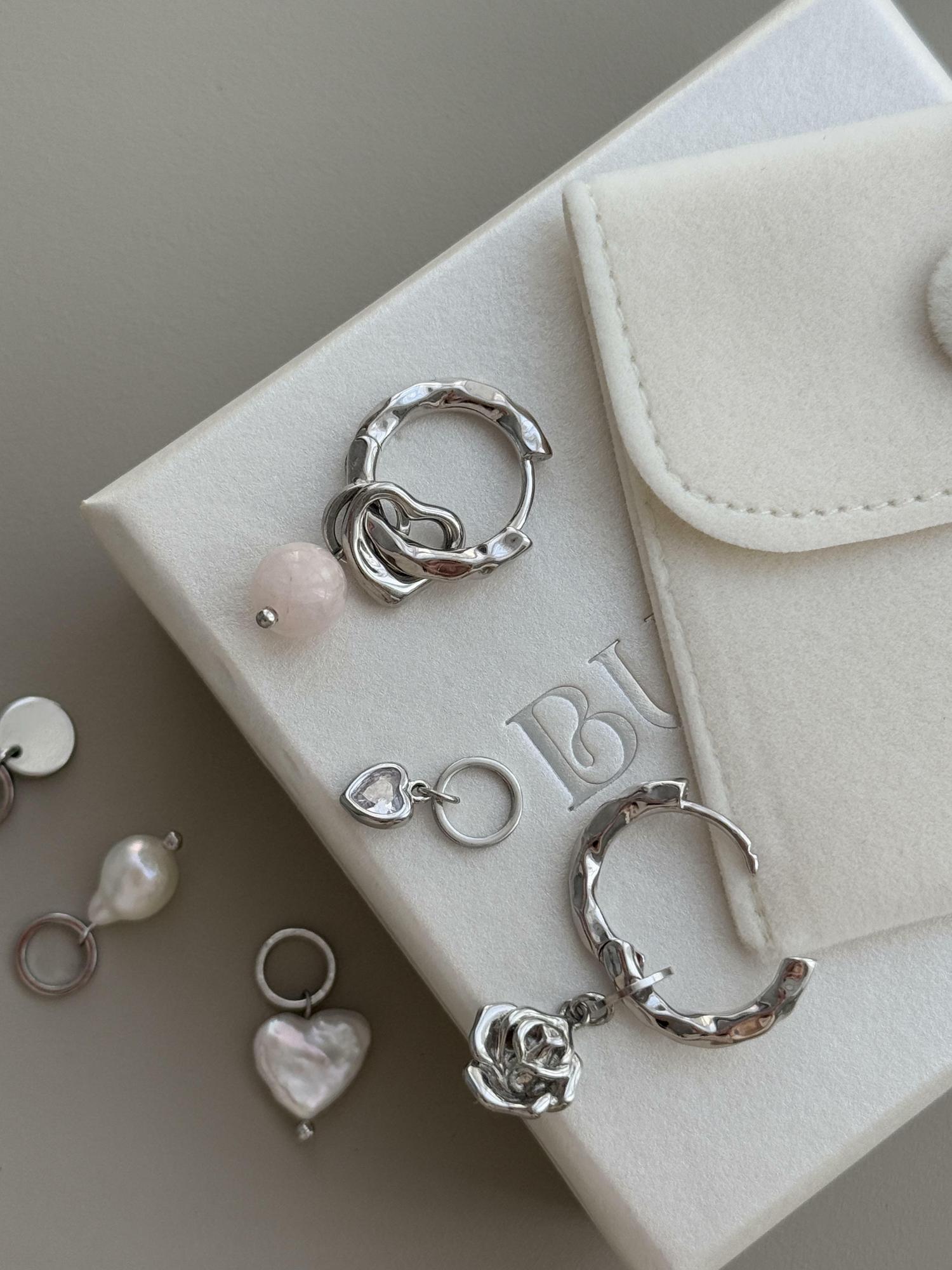 Серьги-основа + набор съёмных подвесок / "нежность"