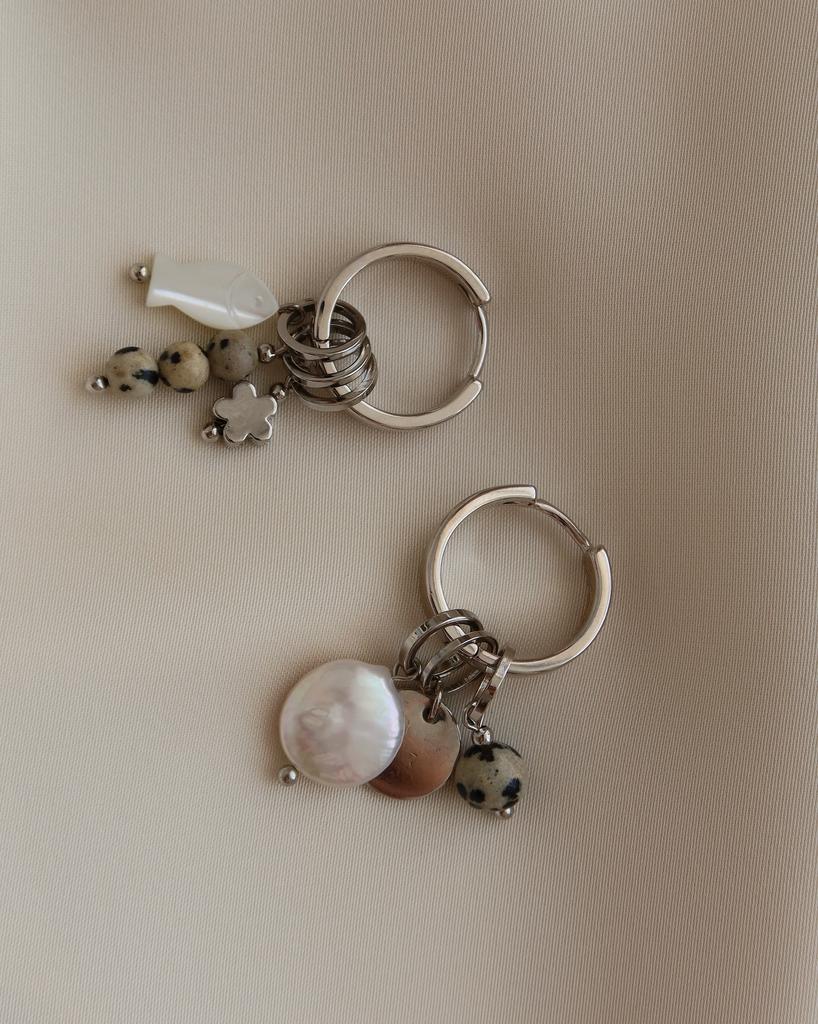 Серьги-основа + 6 съёмных подвесок / далматин + перламутровая рыбка