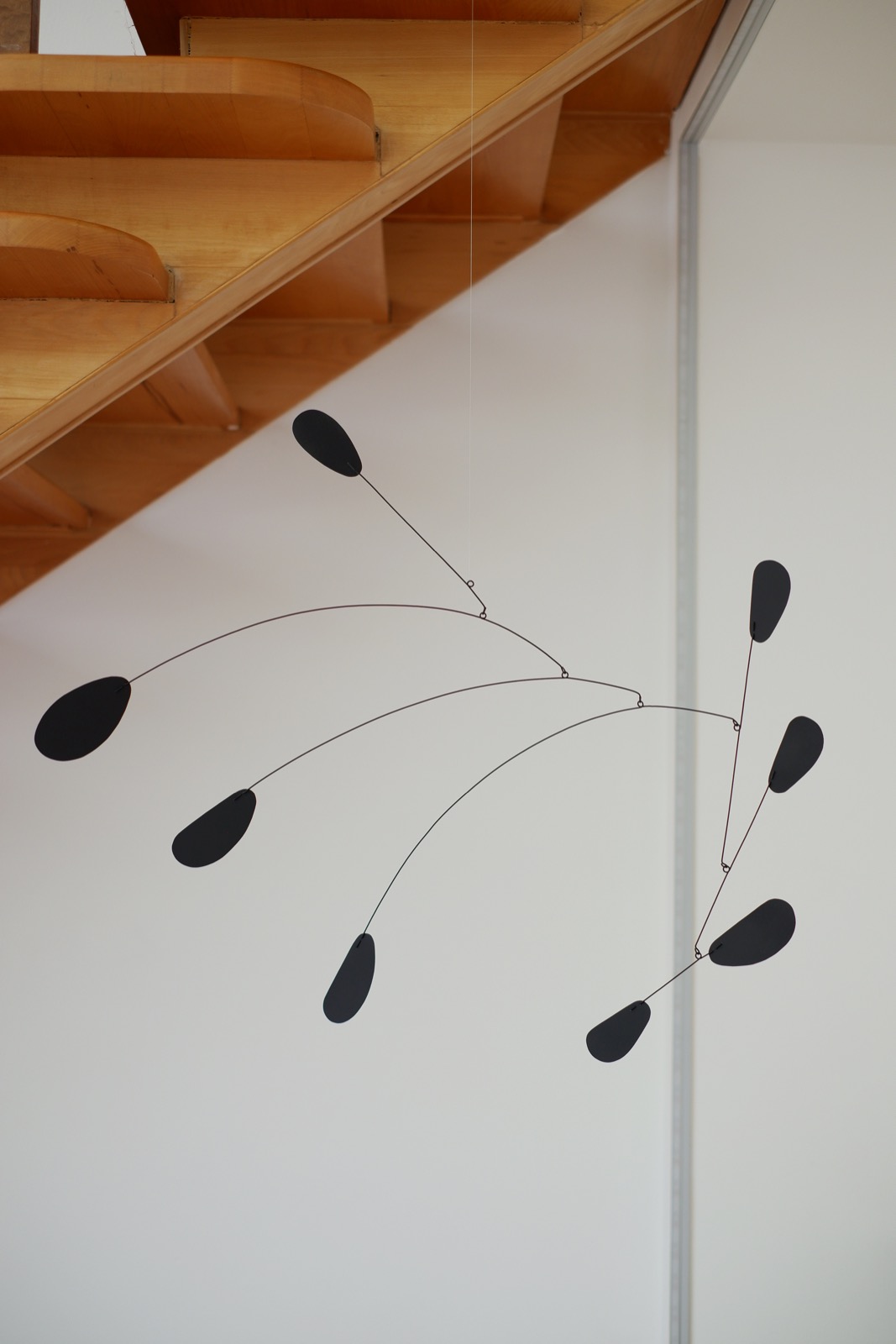 Black интерьерный мобиль