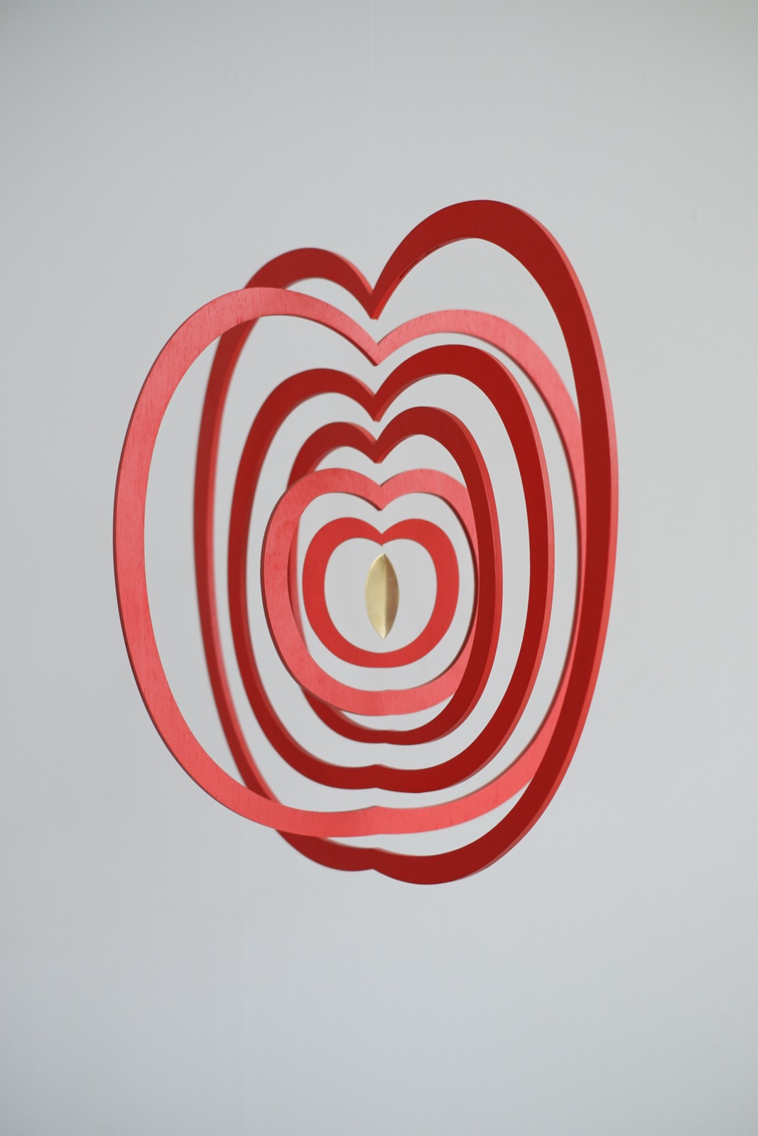 Apple red  интерьерный мобиль