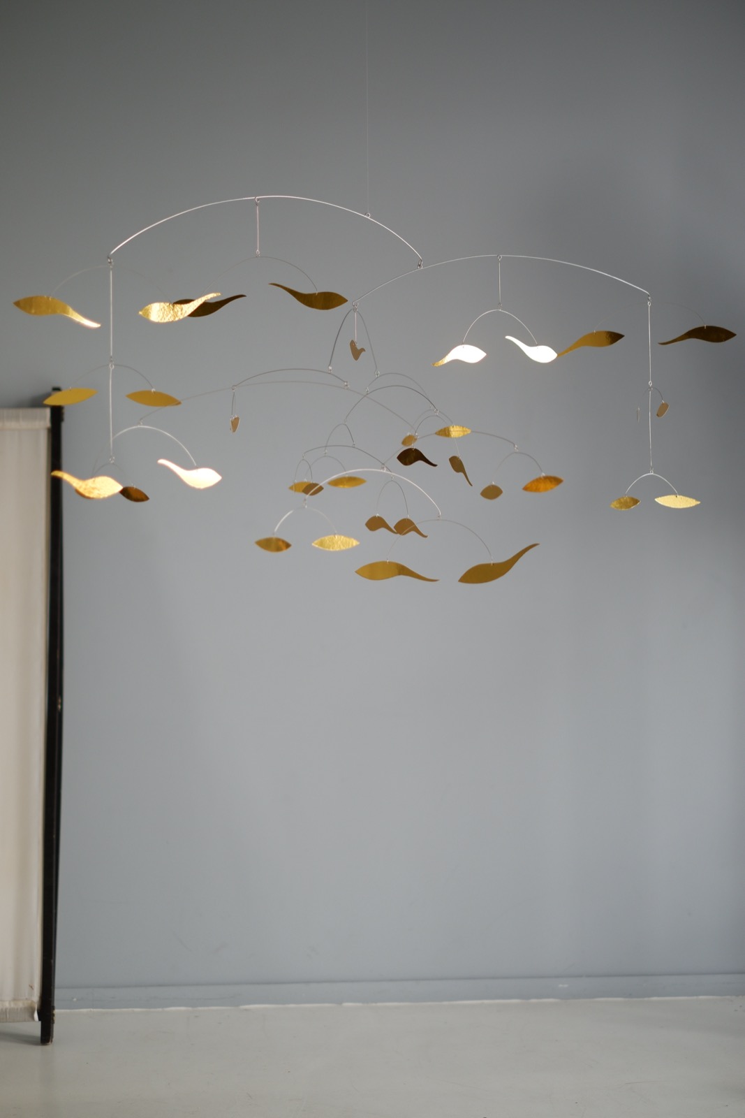 Flock of fish  интерьерный мобиль