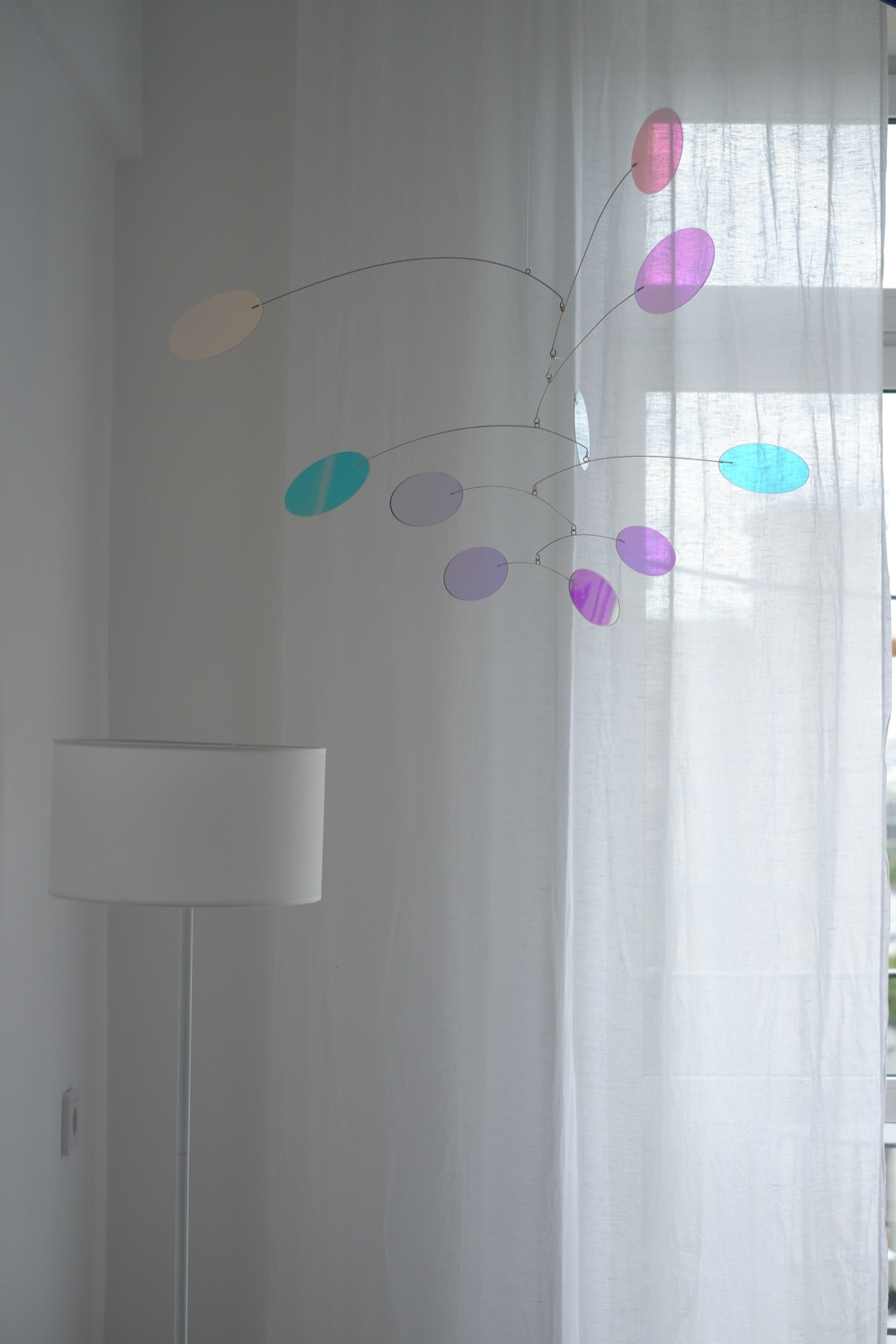 Dichroism интерьерный мобиль