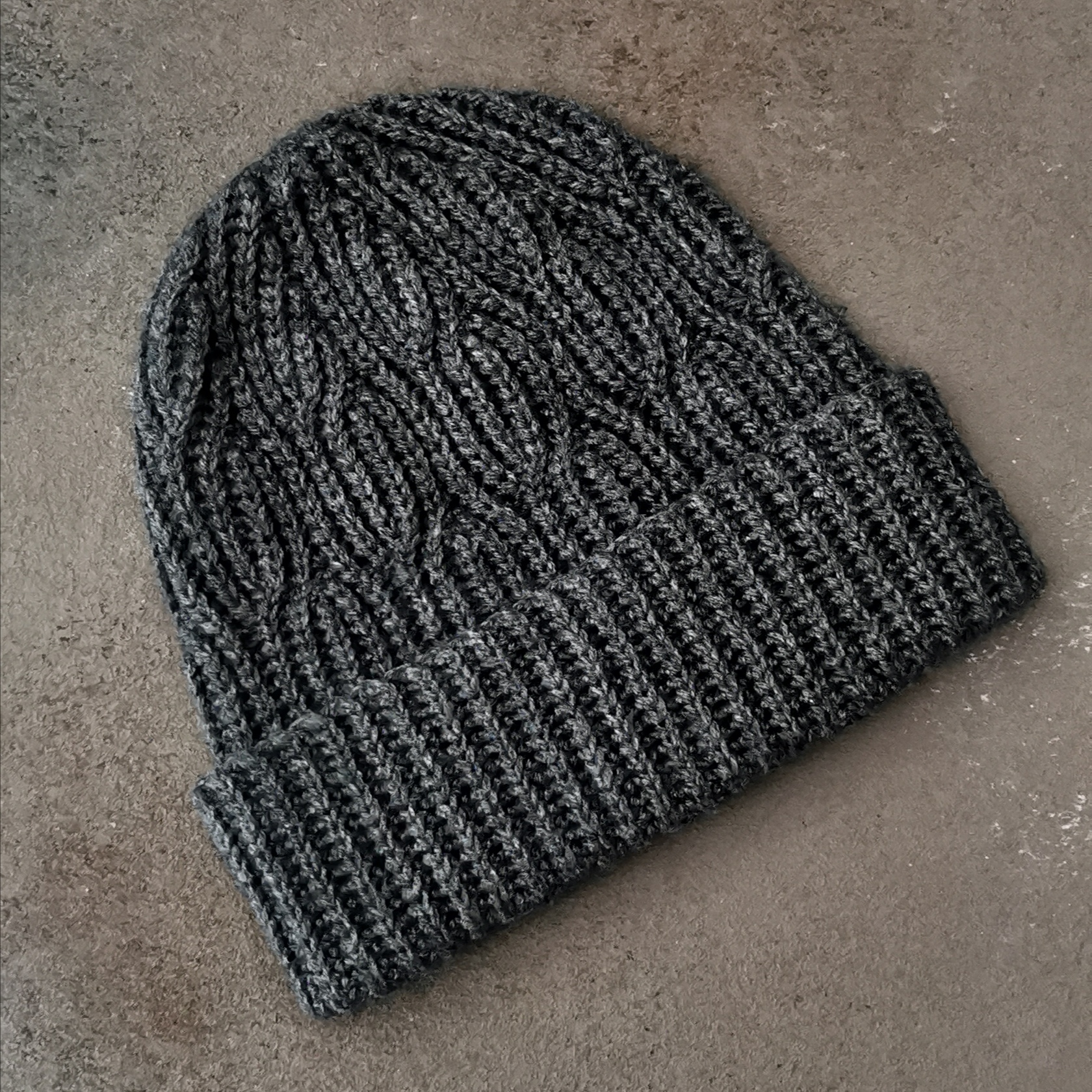 ОПИСАНИЕ ШАПКА BRAIDS