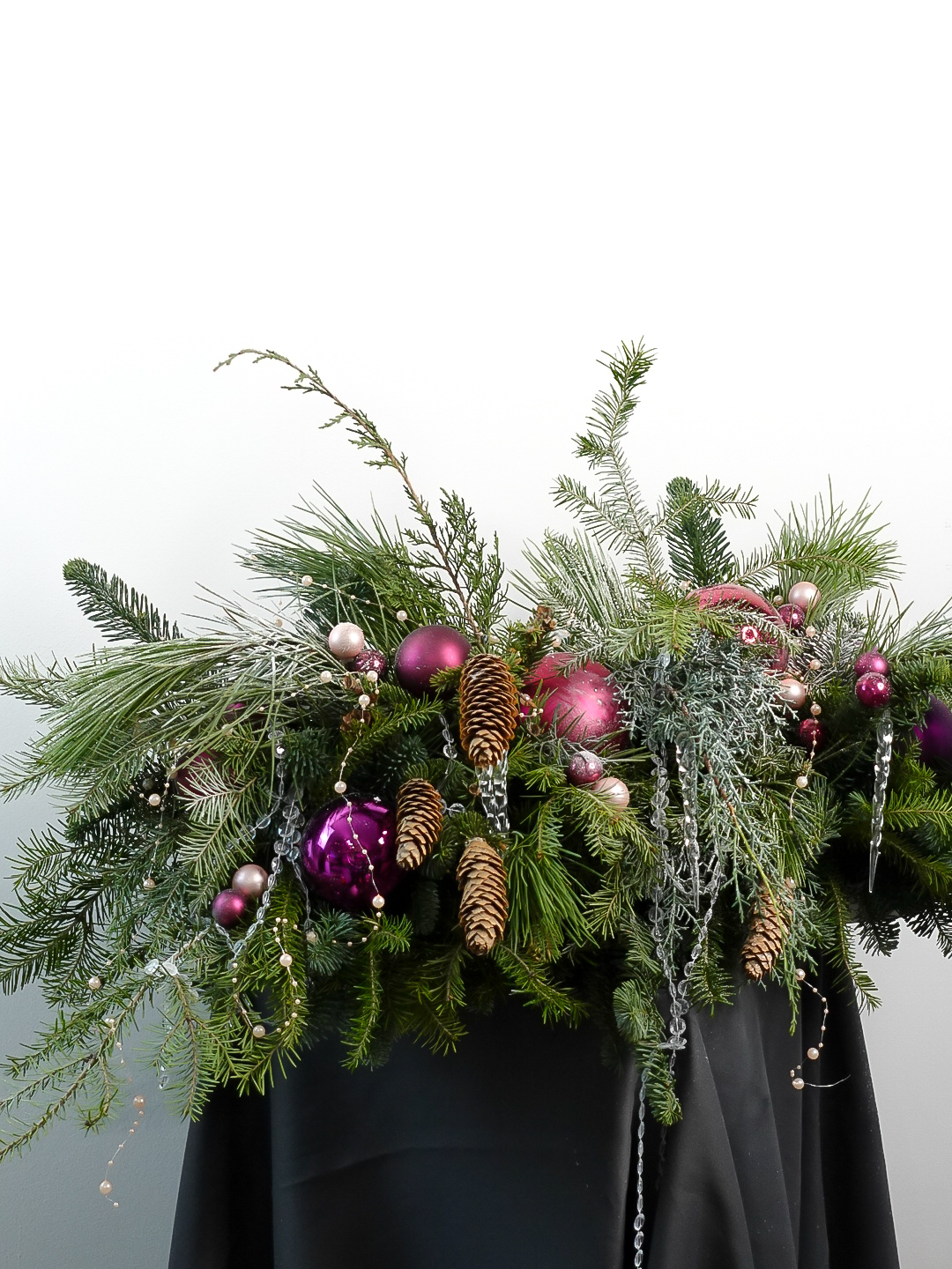 новогодняя композиция фуксия