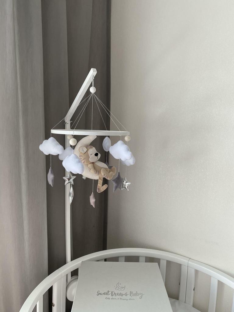 Мобиль «Тигрёнок на луне»