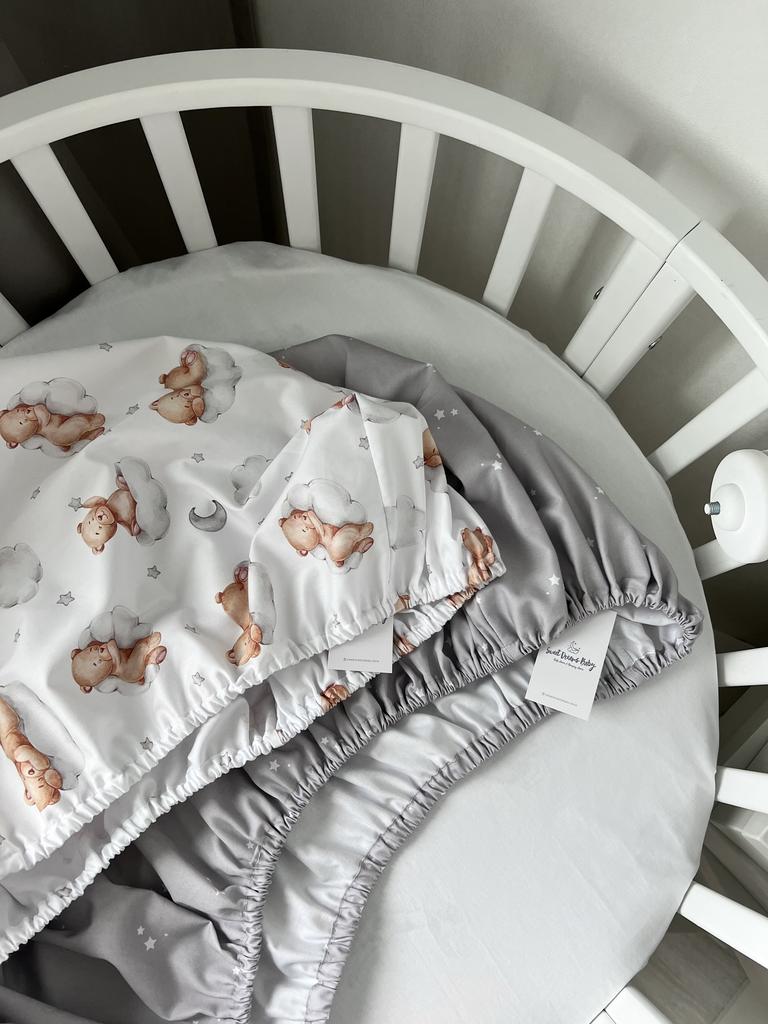 Простынь на резинке.