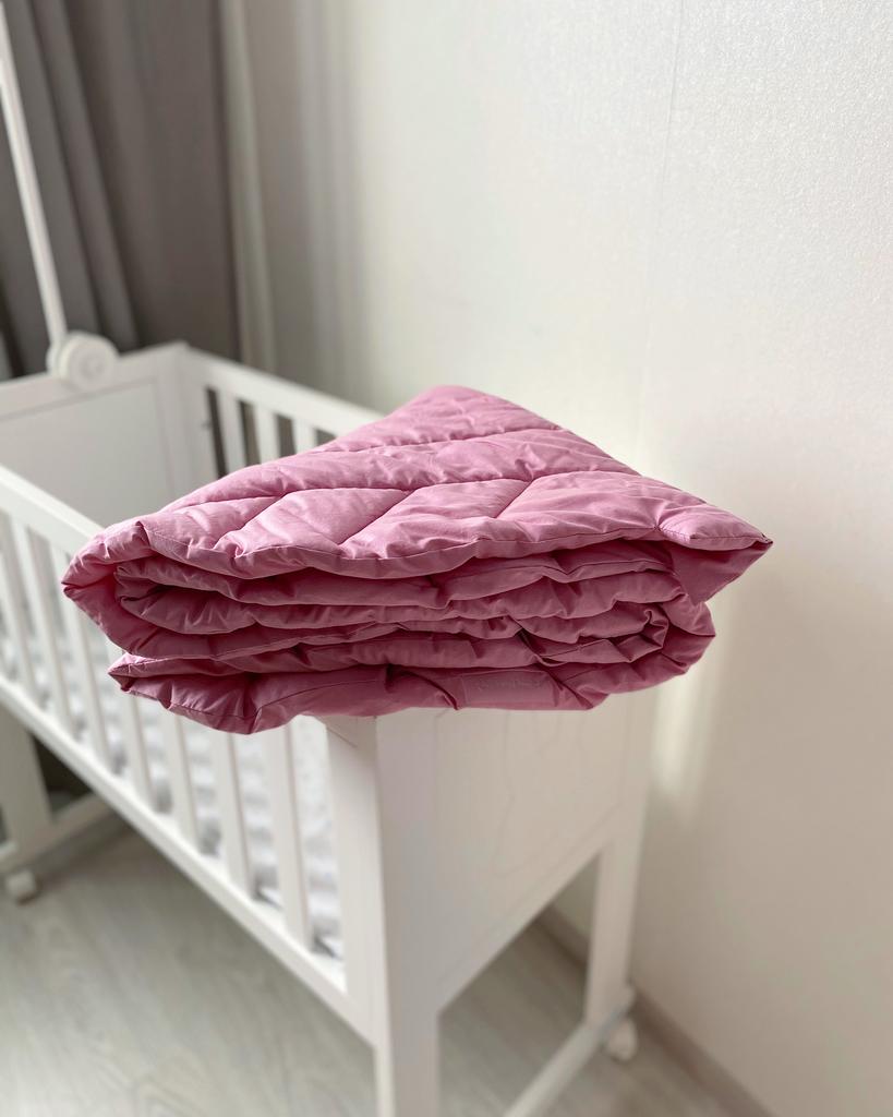 Коврик - одеяло из 100% хлопка в цвете фуксия.