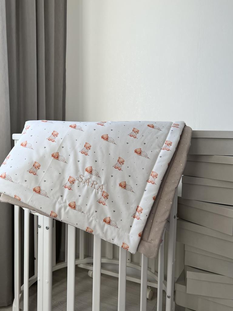 Детское одеяло (плюшевые сны и звёзды на бежевом)